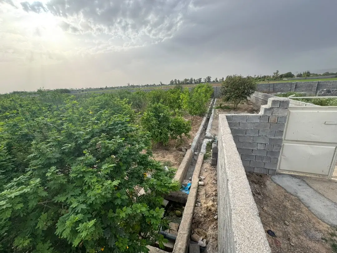 باغچه ۱۱۰۰ متر