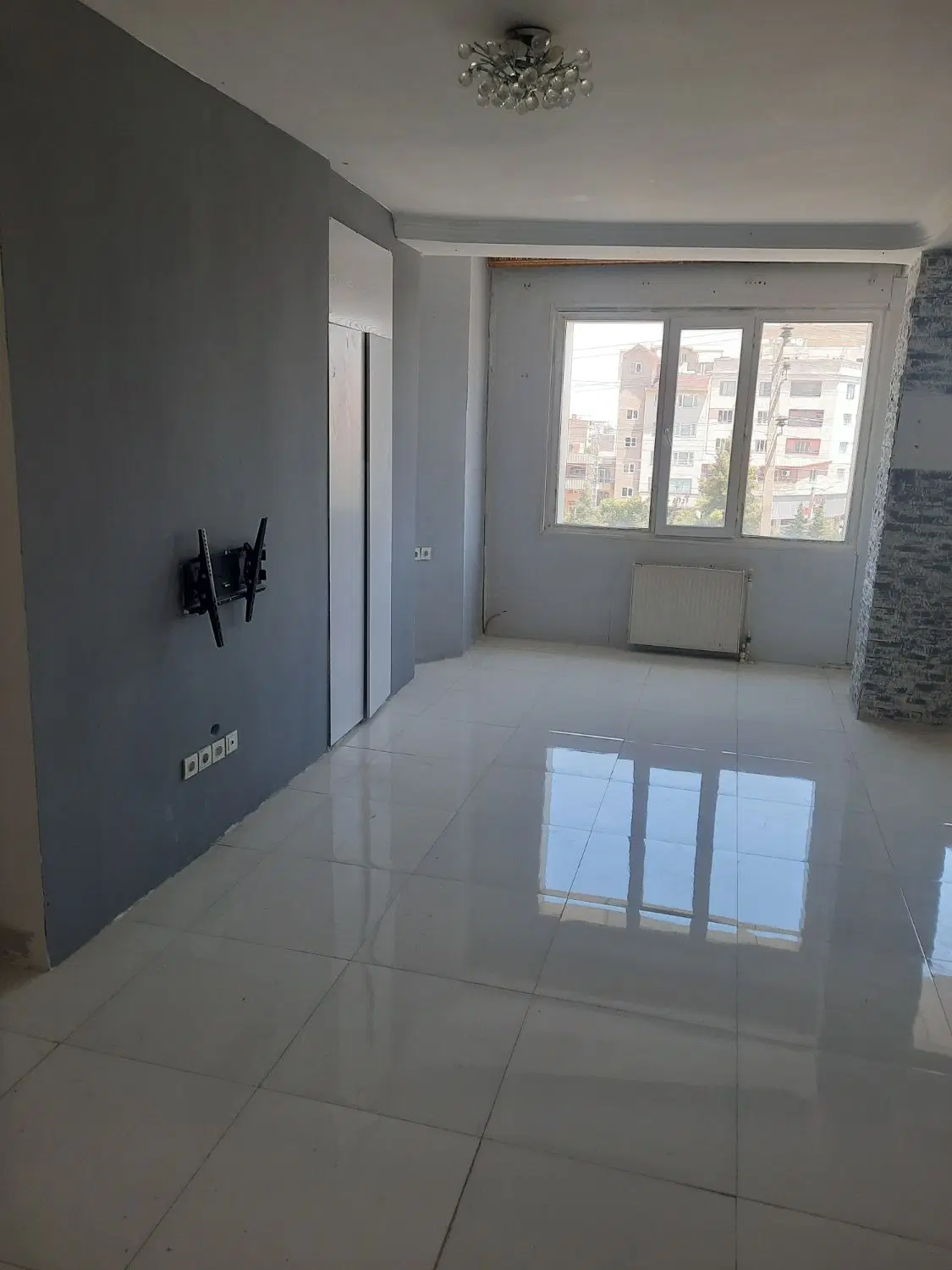 واحد ۷۵ متری بر ۱۰۰ متری سعدی