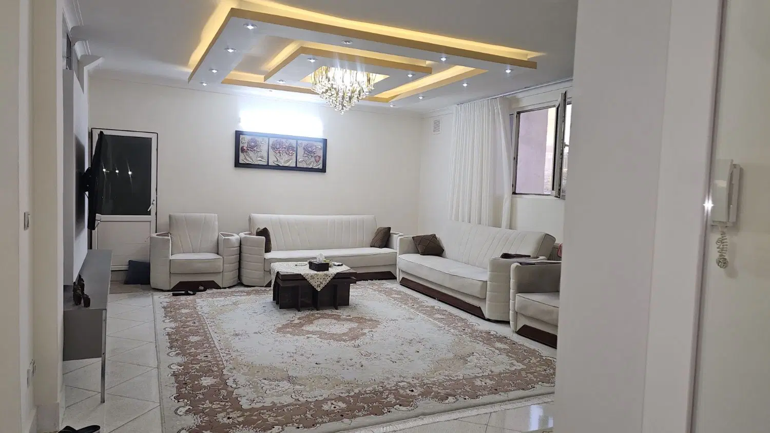 اپارتمان دوخوابه صدرا۱۲۵ متر