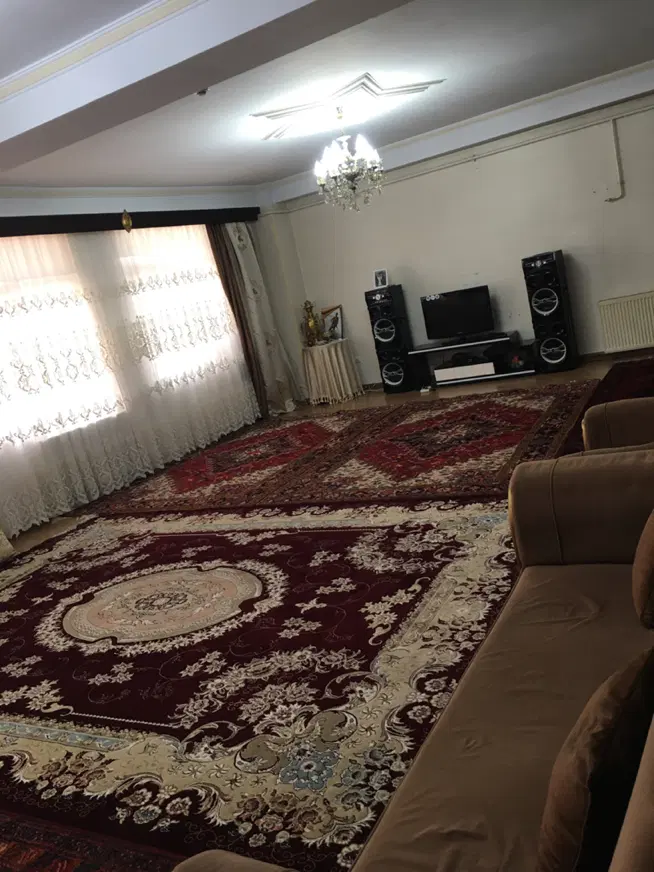 آپارتمان شهرک ارم
