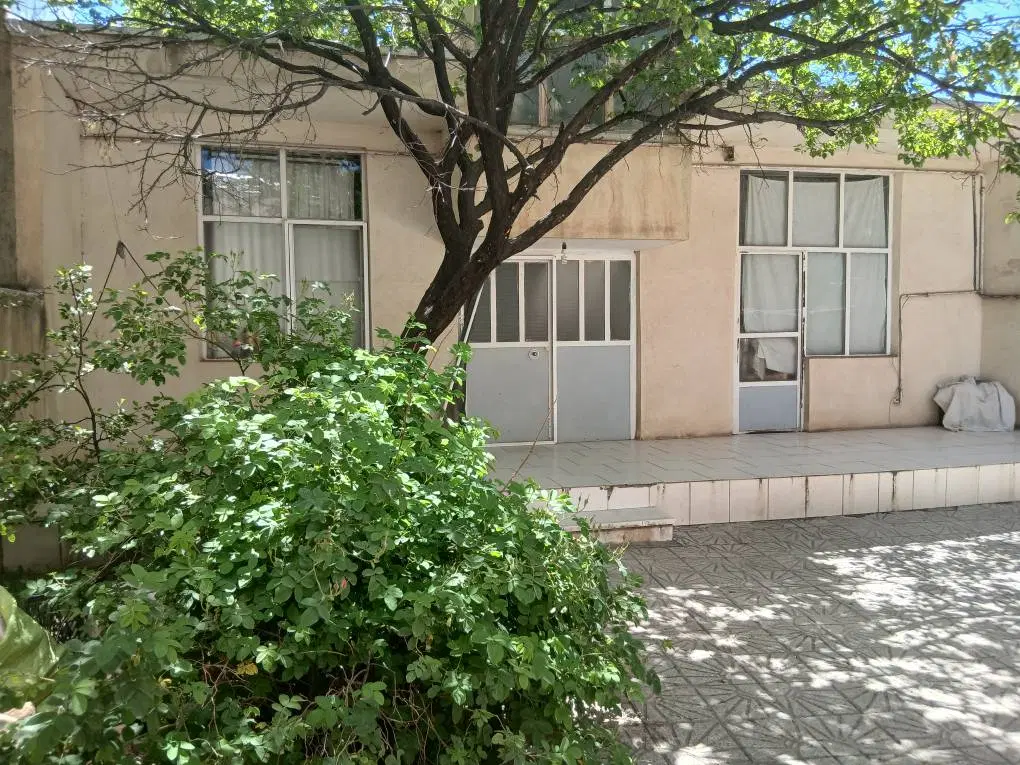 ملک تجاری مسکونی