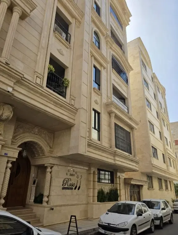 زمین تجاری‌دار با پروانه سه‌طبقه