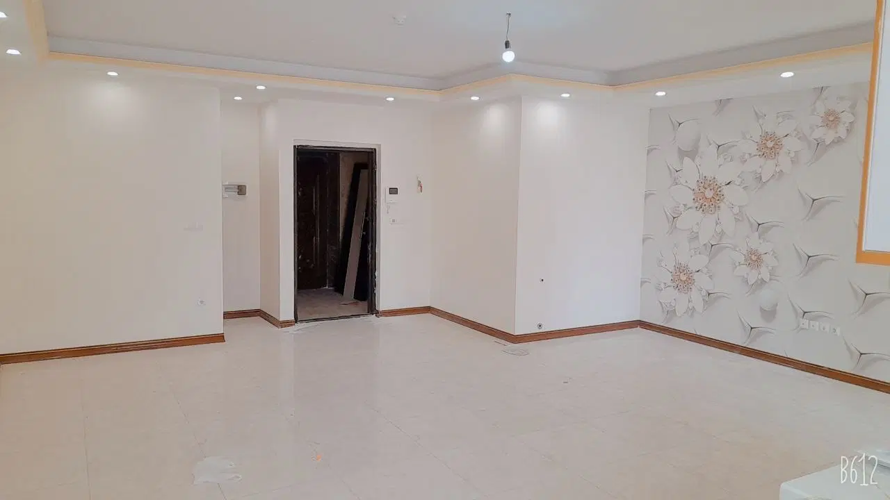 اپارتمان ۷۶ متری دو خواب با پارکینگ