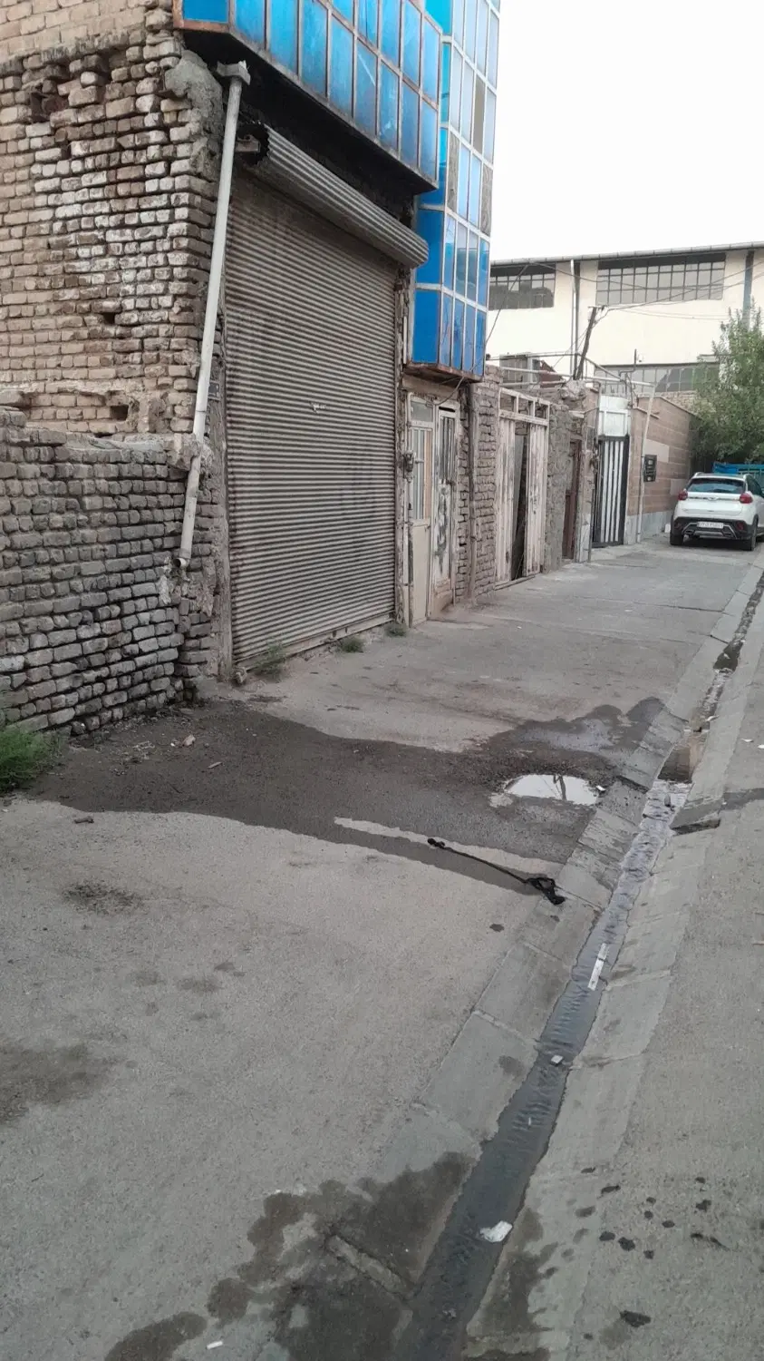 ملک تجاری