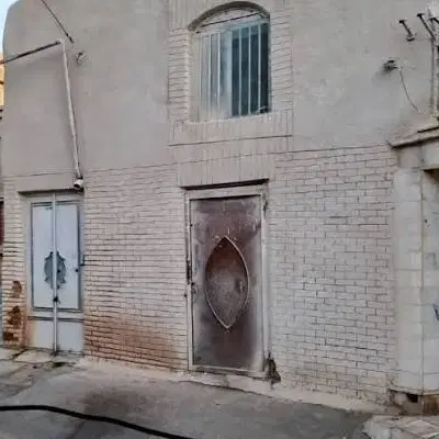 خانه کلنگی ۱۰۰ متر گلشن