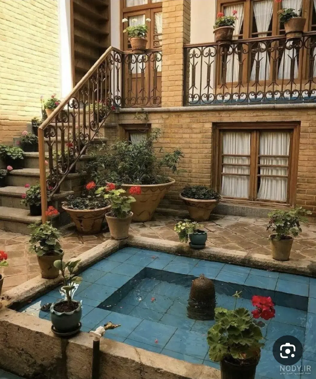 خانه ی کلنگی