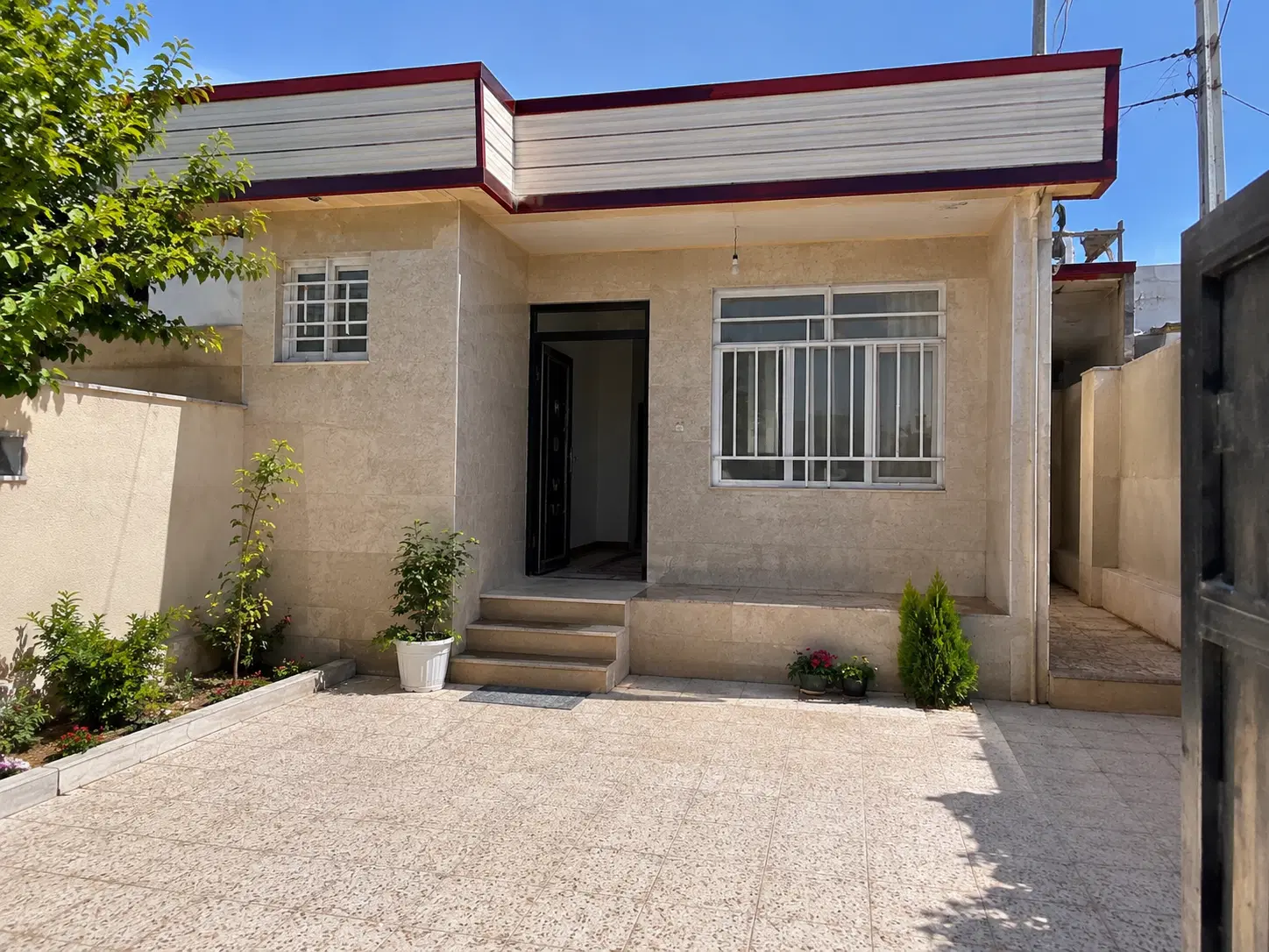 زمین مسکونی _پروانه دار
