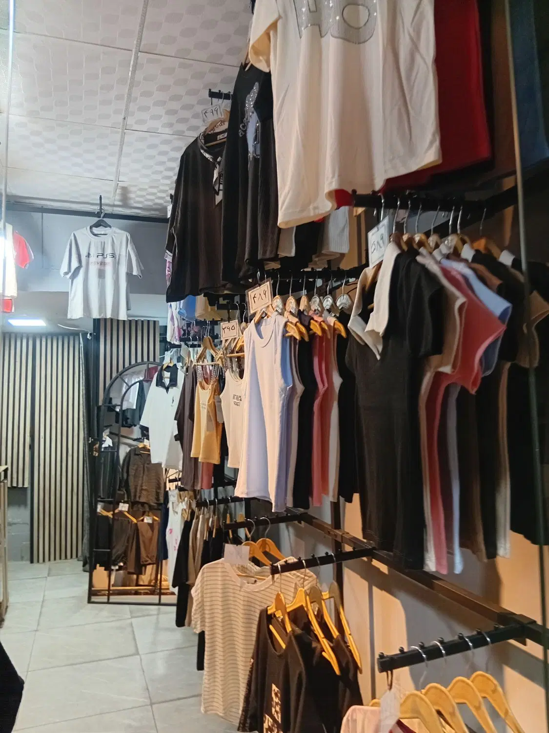 واگذاری لباس زنانه