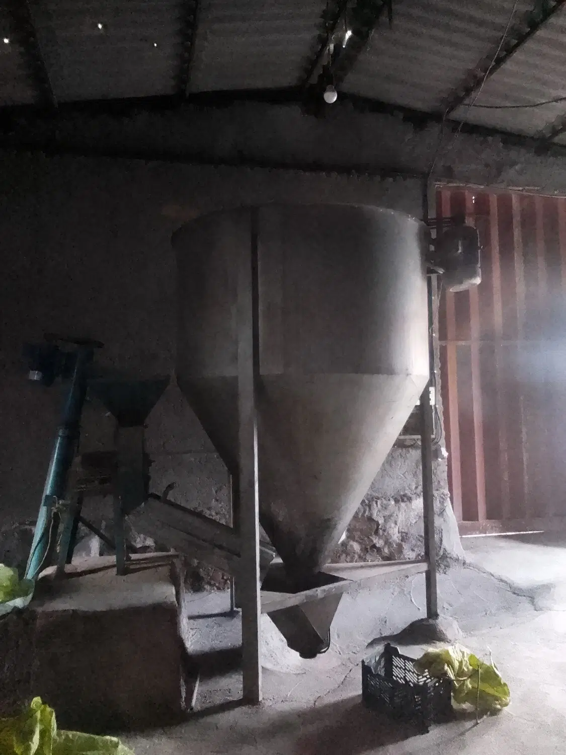 مرغداری گوشتی 20 ه ح مشهد