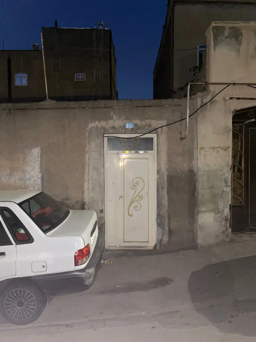 زمین۳۲متر مسکونی