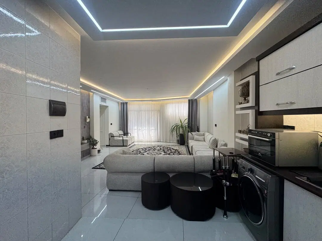 اپارتمان۸۷متری_ط ۱_ ۲خواب_جنوبی_خ زاهد جنوبی