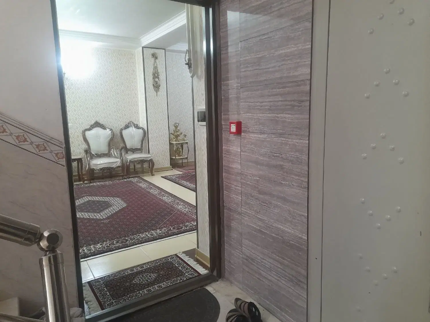 آپارتمان شخصی ساز خوش نقش