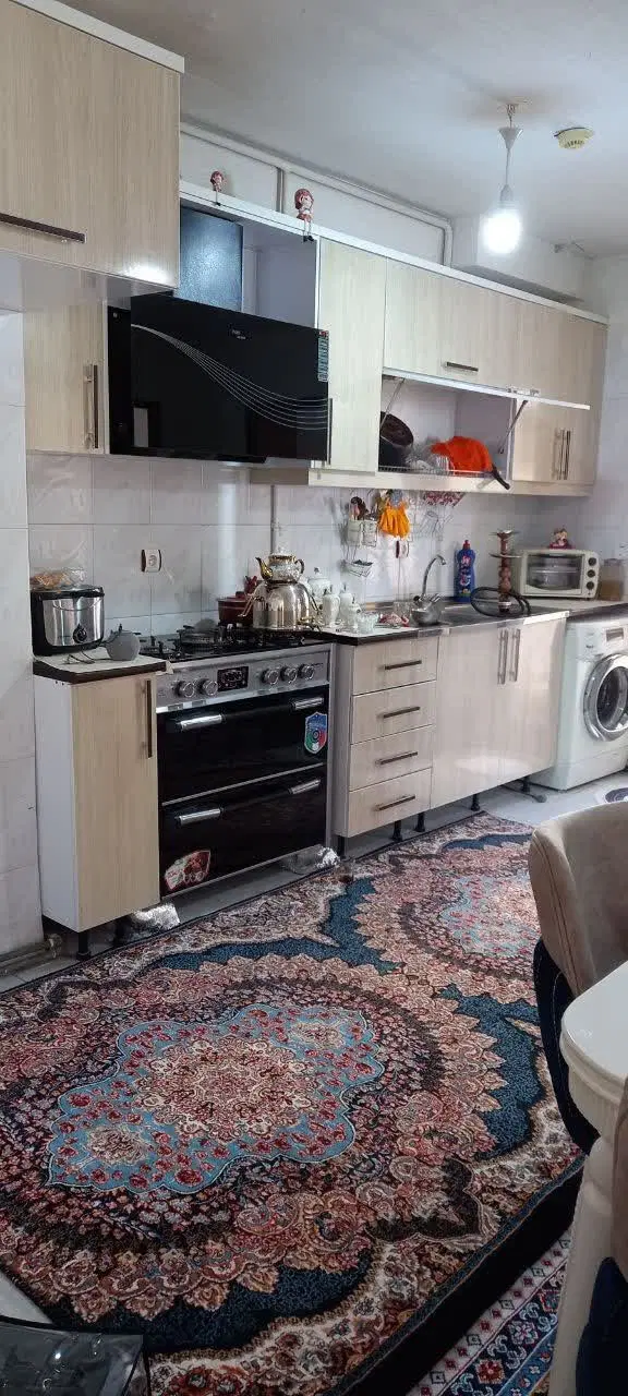 ۸۵ متر فرهنگیان طبقه ۲ آسانسور دار