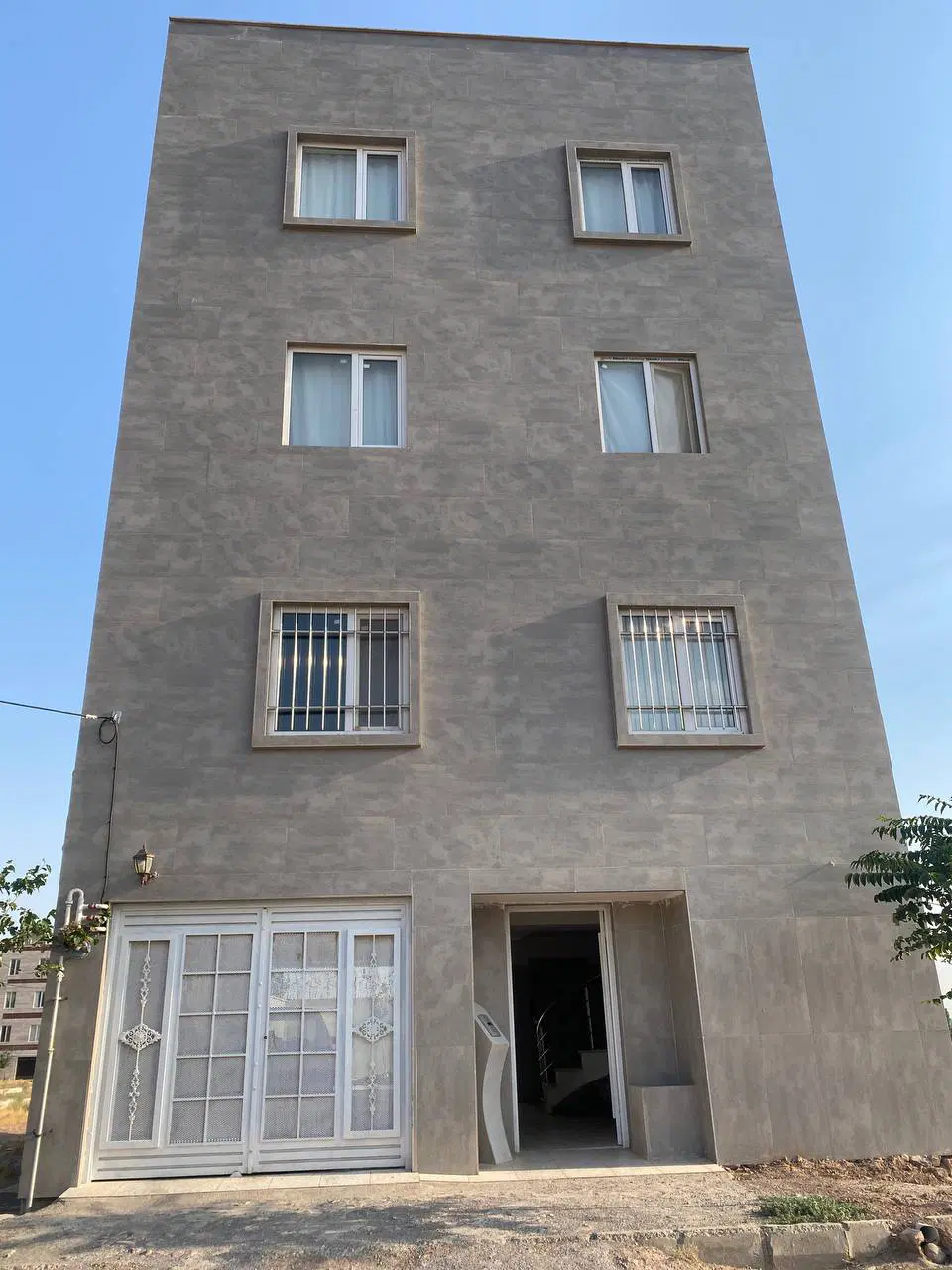 اجاره اپارتمان ۱۱۰ متری دو خواب