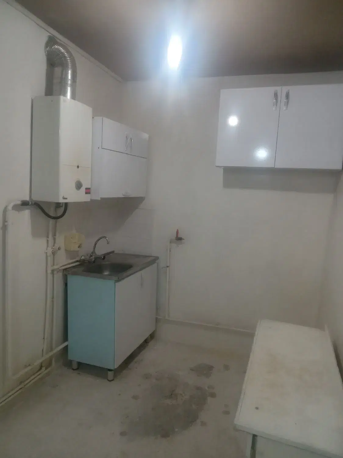 حیاط فروشی اخماقیه ویلایی چوبی ۷۲متر دربست
