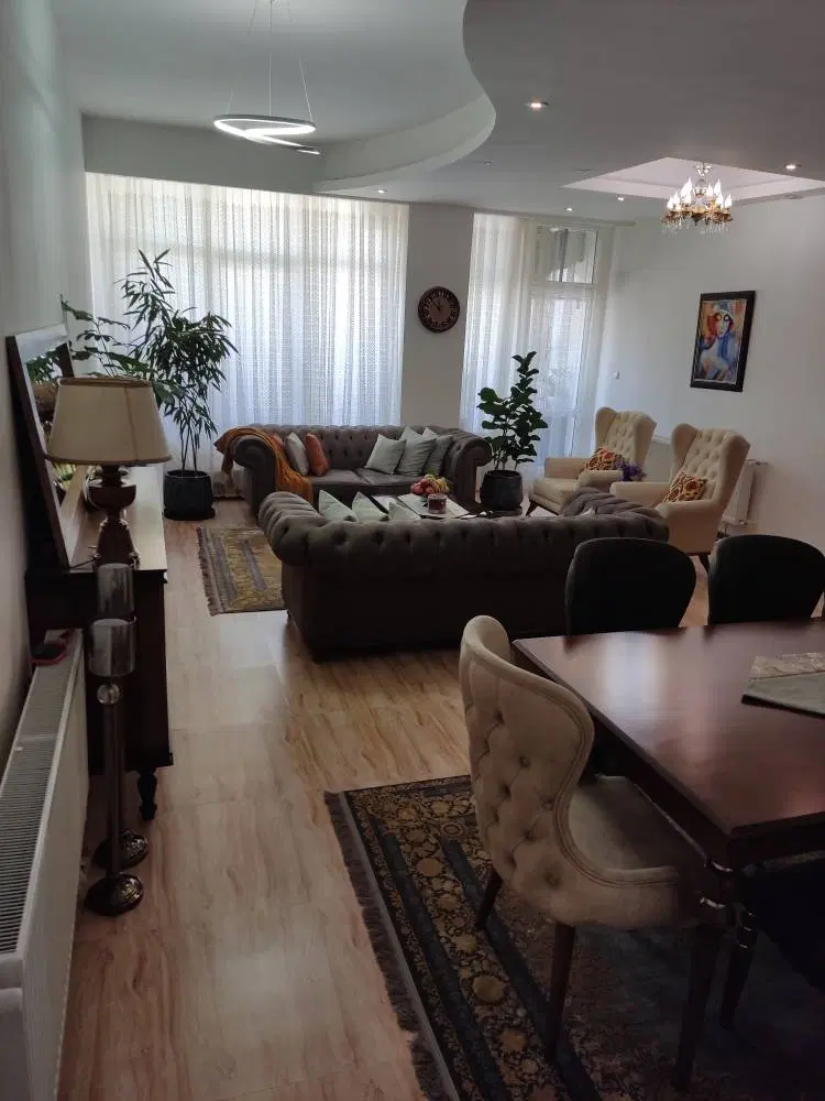 ۹۲متر باحیاط اختصاصی
