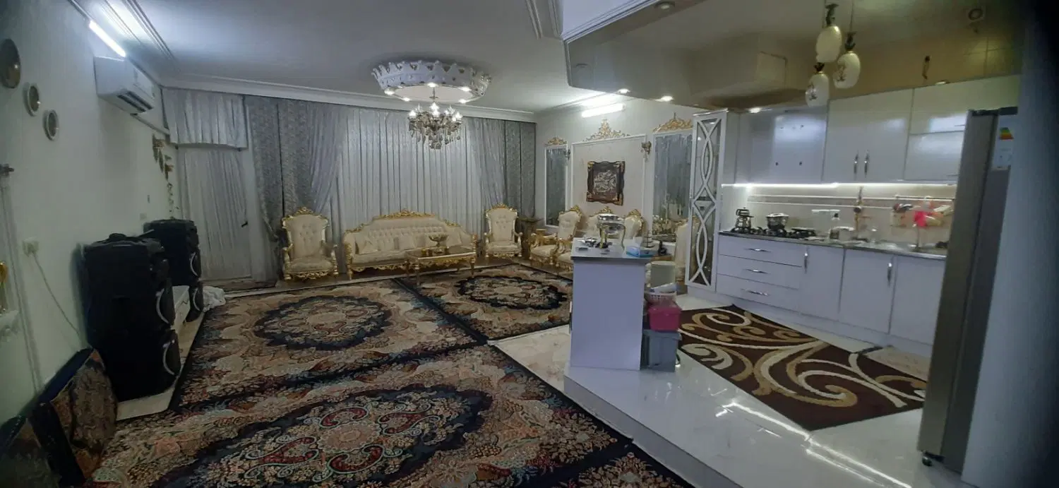 خانه تمیز و بسیار شیک زیر قیمت