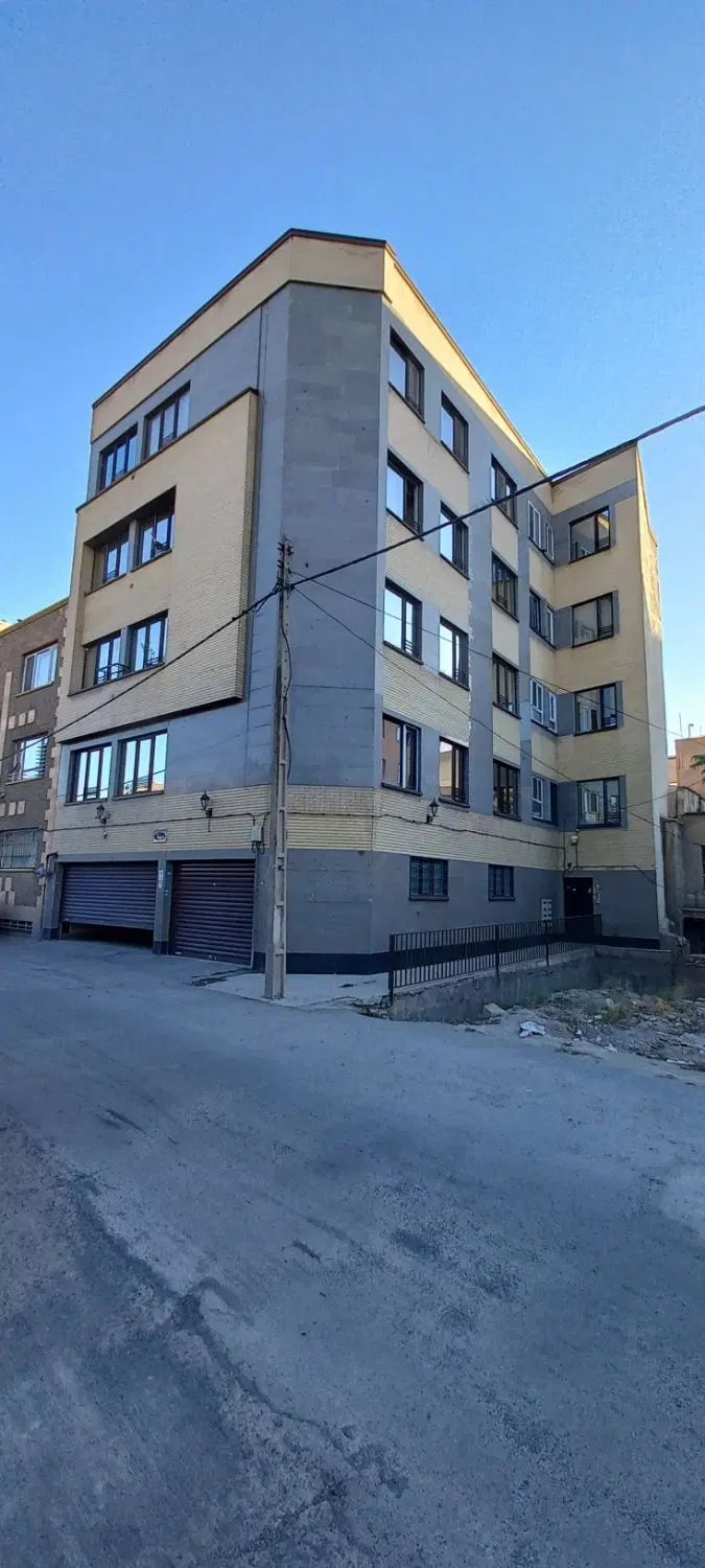 رهن و اجاره آپارتمان ۸۰ متری چهارراه تختی
