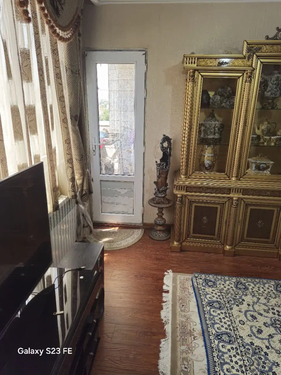 آپارتمان طالقانی رو به خیابان اصلی ( کوثر)