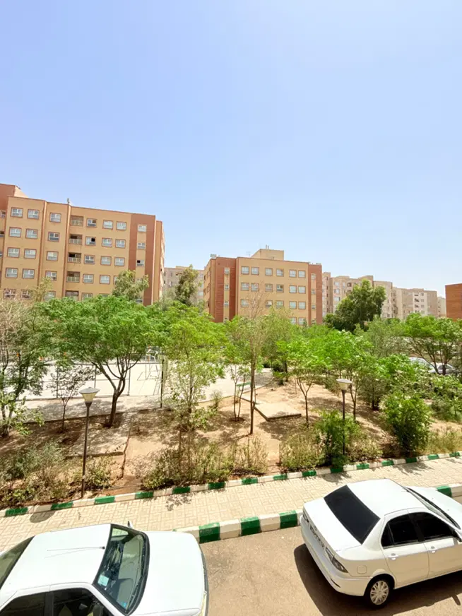 ۲ واحد فروشی سند دار ( رو به پارک )