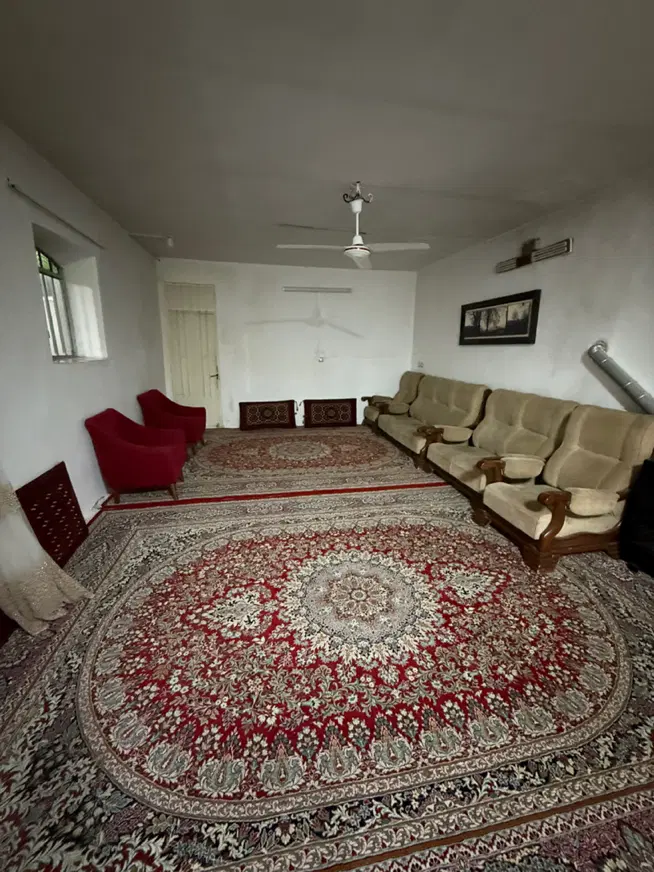 زمین زنجان نیماور نزدیک جاده ۷۰۰۰متر