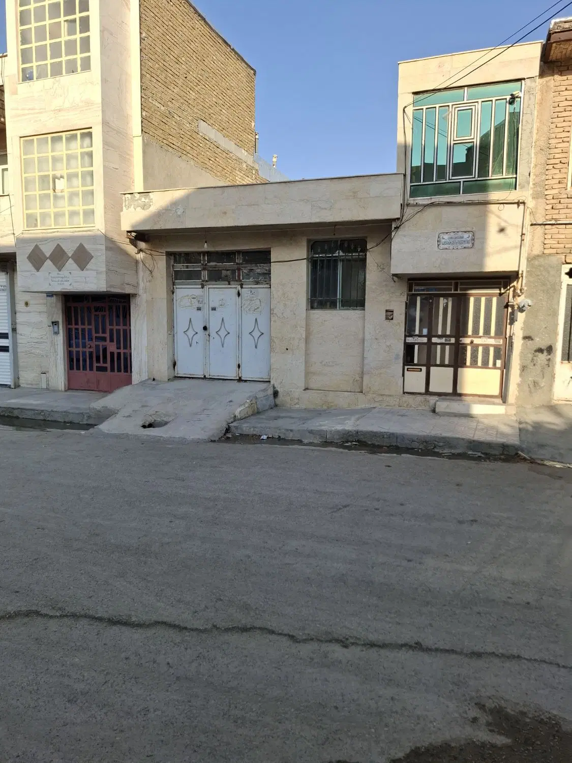 خانه فدک فاز2 150متری جنوبی خیلی شیک