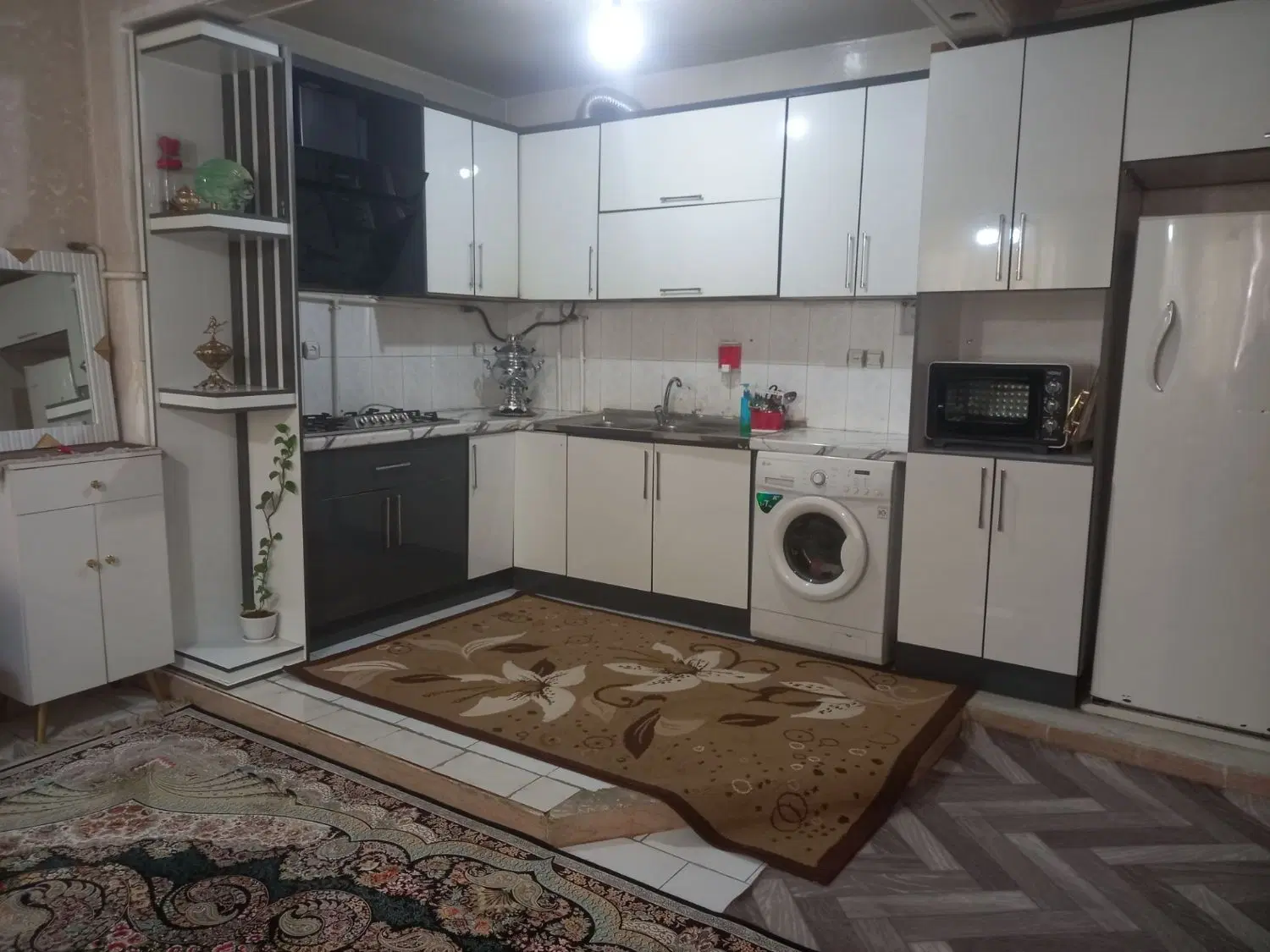فروش آپارتمان ۵۳ متری قائمیه عدل آباد خ کمیل
