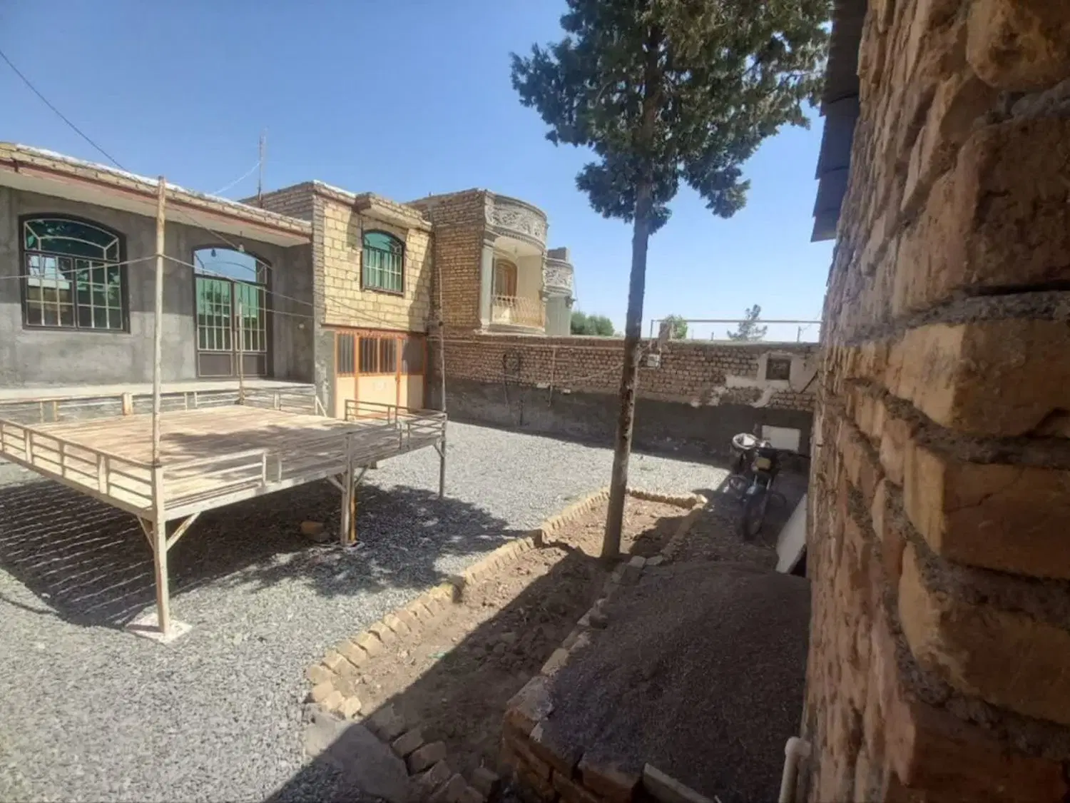 خانه فروشی در خزاق