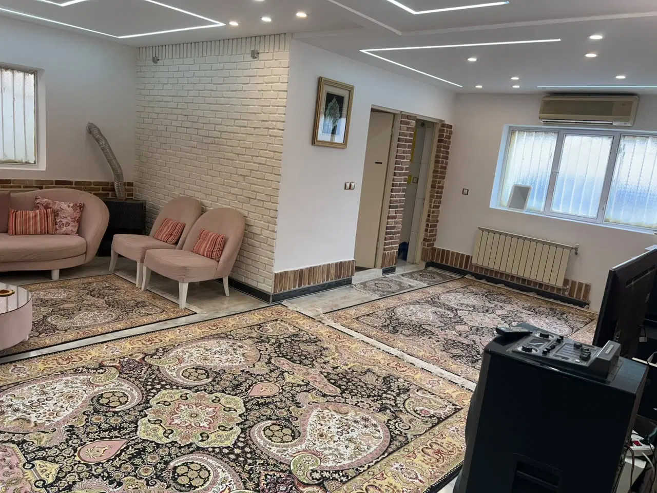 بلوارساحلی۲۰۰مترویلا شهری۵۰قدم بلوار ۲دقیق دریا