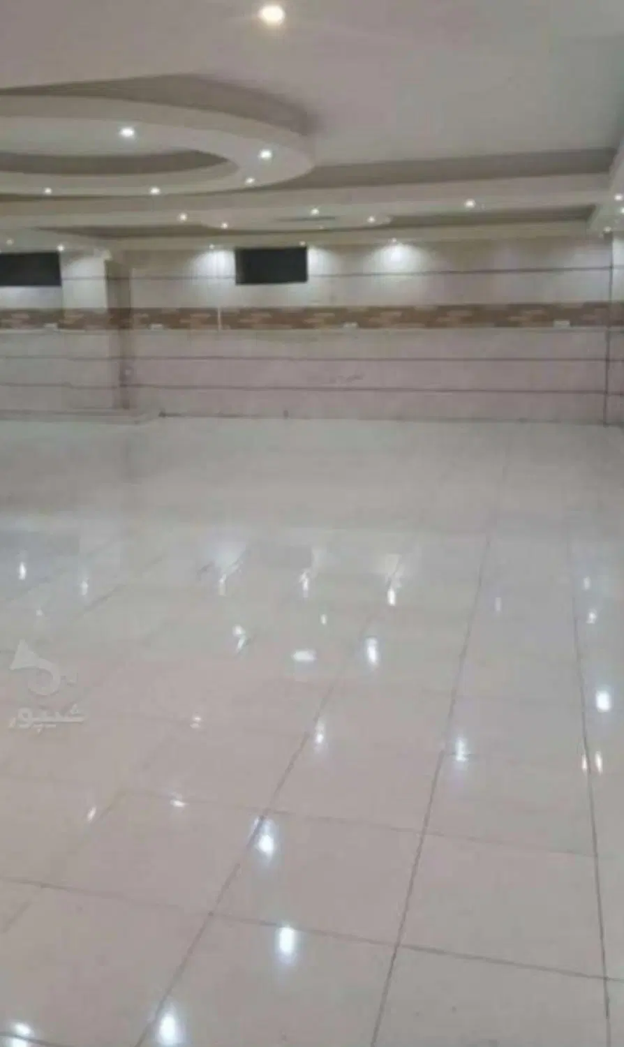 زیرزمین ۴۰۰متری