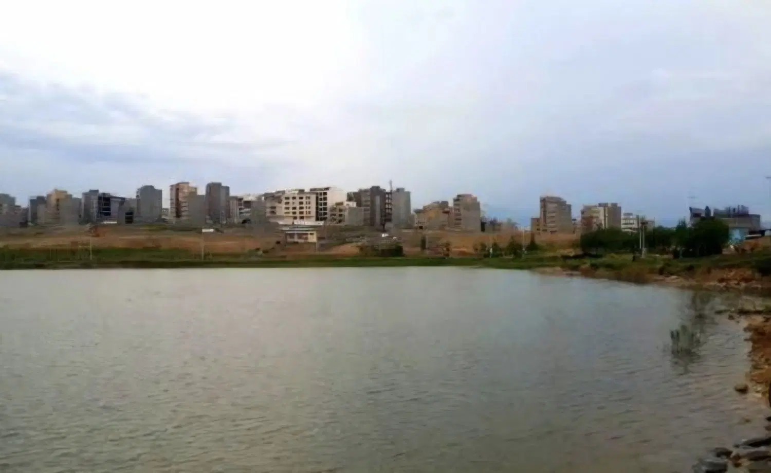 زمین مسکونی