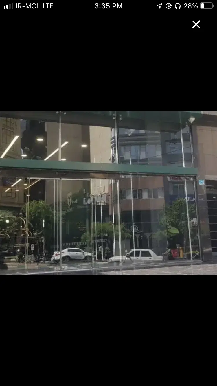 ۲۲۰متر تجاری و ۳۰۰۰متر پارکینگ براصلی سعادت اباد