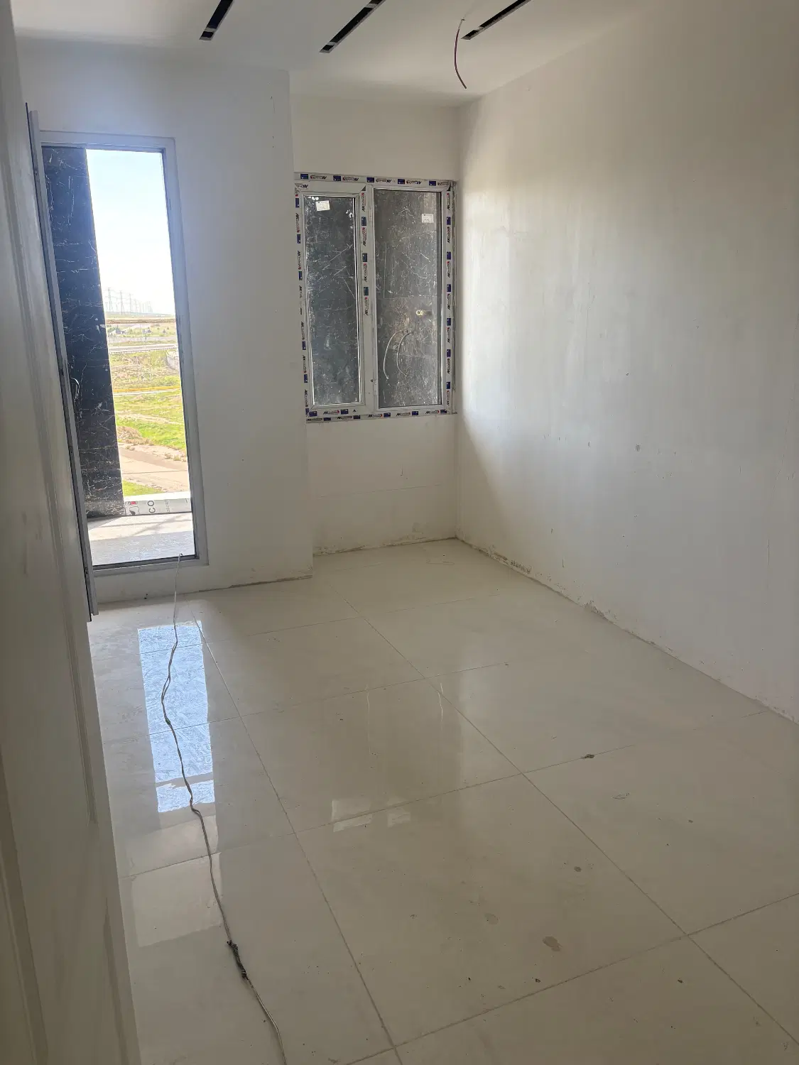 ۱۰۵ متر آپارتمان نادری