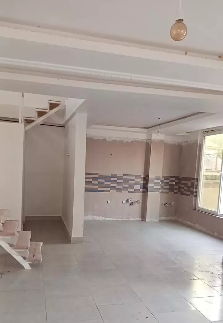 ۱۹۰ متر ویلا دوبلکس لاکچری ویو ابدی بندرکیاشهر