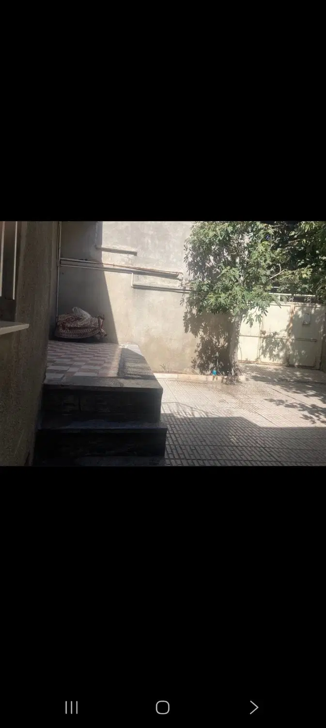 ویلایی گلریزان