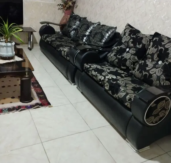 ۵۸متریک خواب پارکینگ و انباری بزرگ