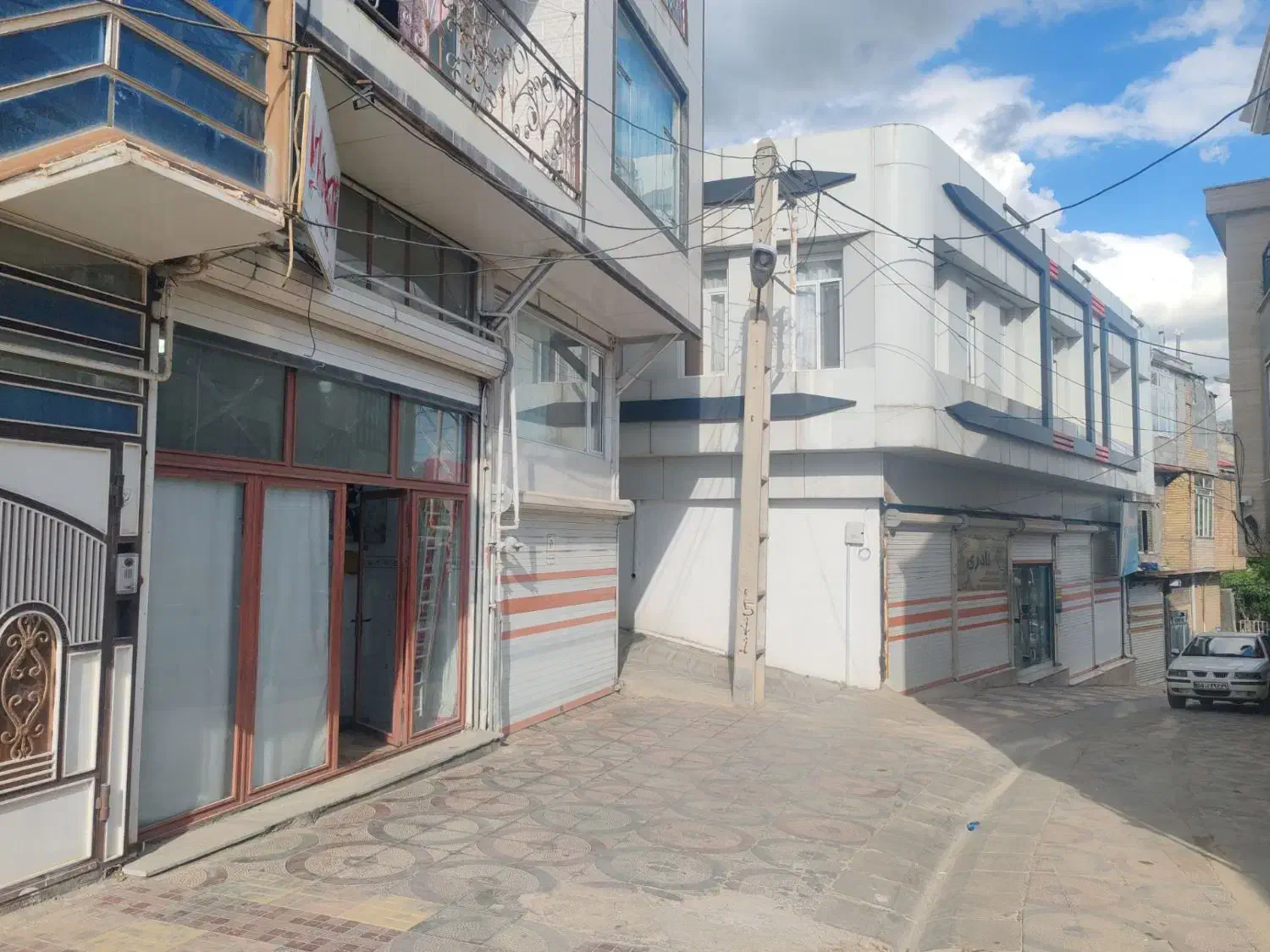 یک دهنه دکان اجاره ای