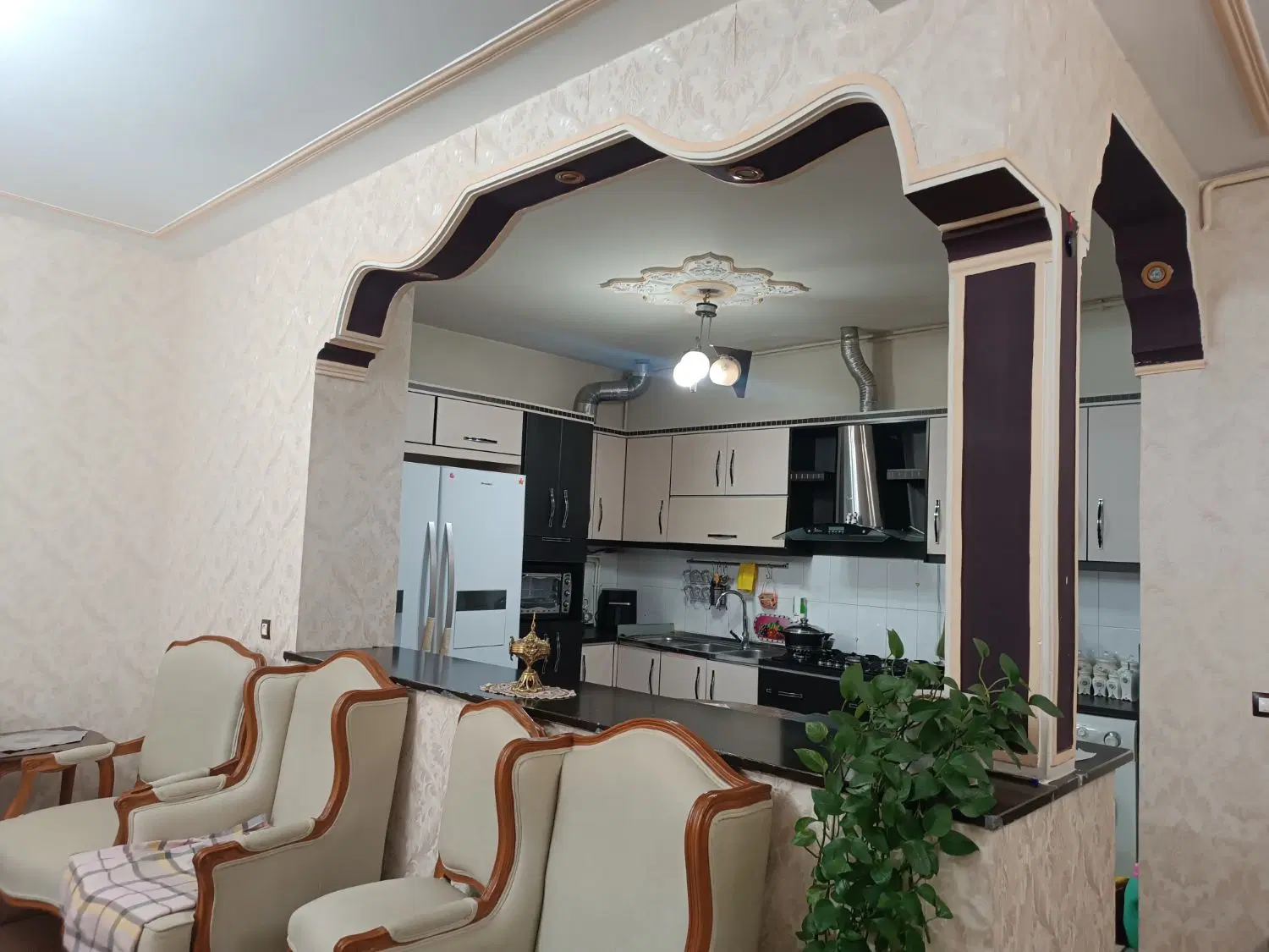 دوطبقه ناصرالدین شاهد ۱۴