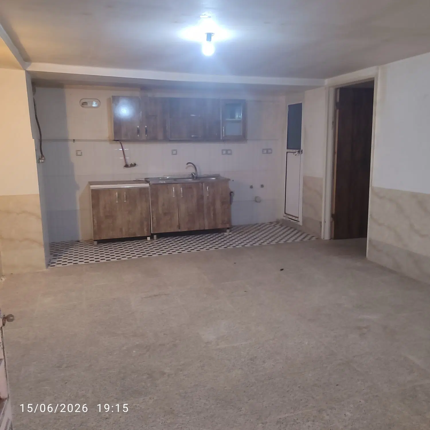 باسلام یک عدد سویت یک خواب متراژ60متر نوساز