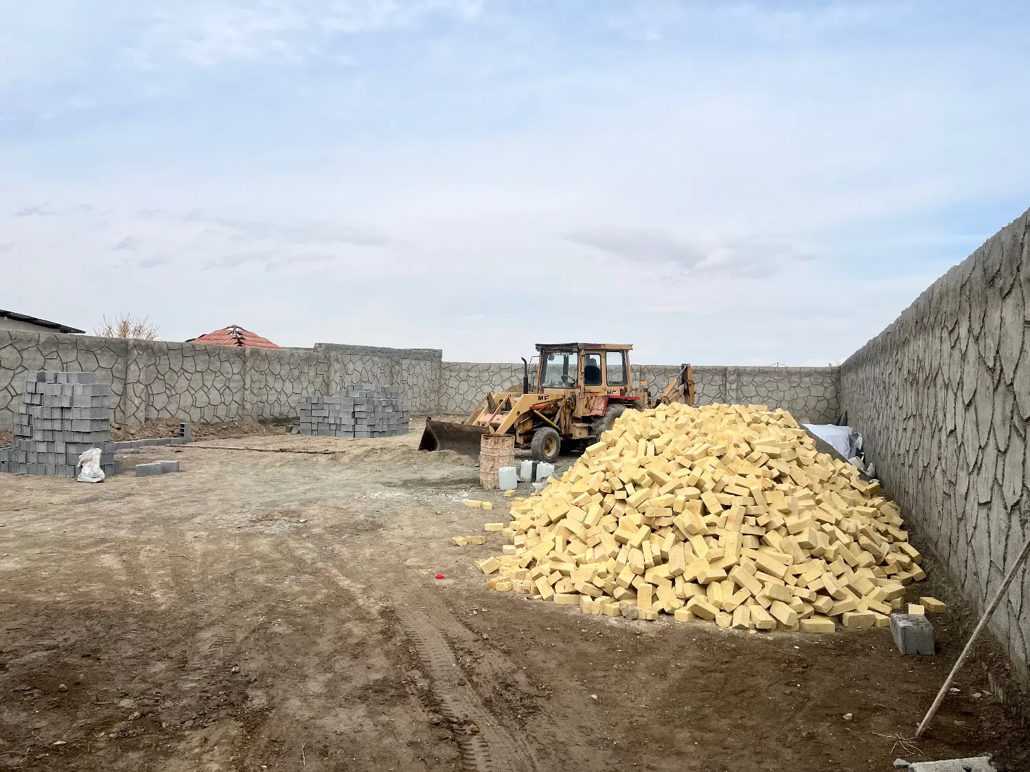 ۴دیواری در روستای ایچی
