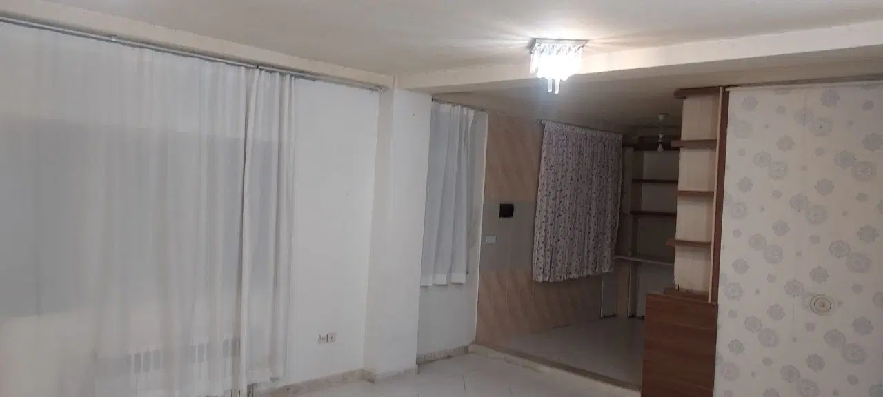 فروش آپارتمان ۸۰ متری در قلب گلبهار (پرند)