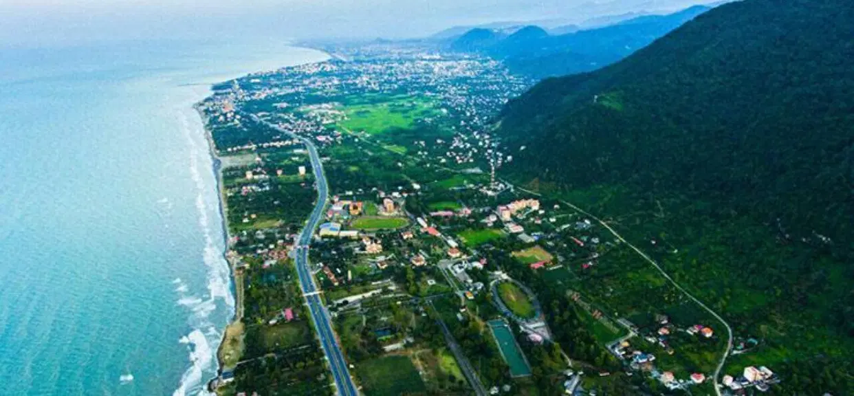 فروش خوش قواره ترین زمین ۶۶۸ متری بر کمربندی