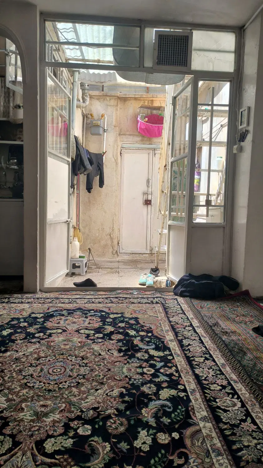 خانه خیابان دانشجو