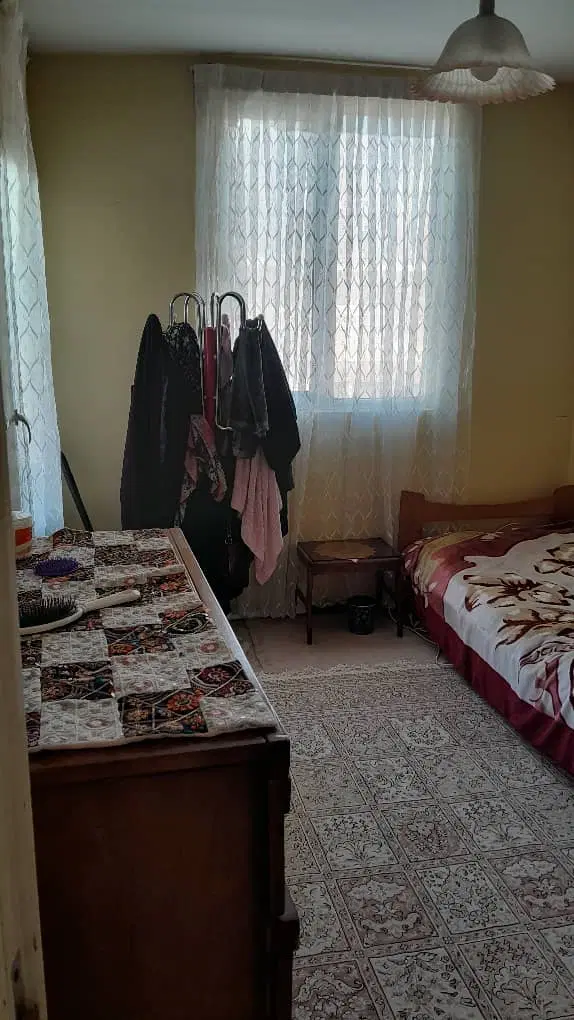 فاز ۳ پردیس خیابان معلم _ دهخدا ۸۳ متر ۲ خوابه