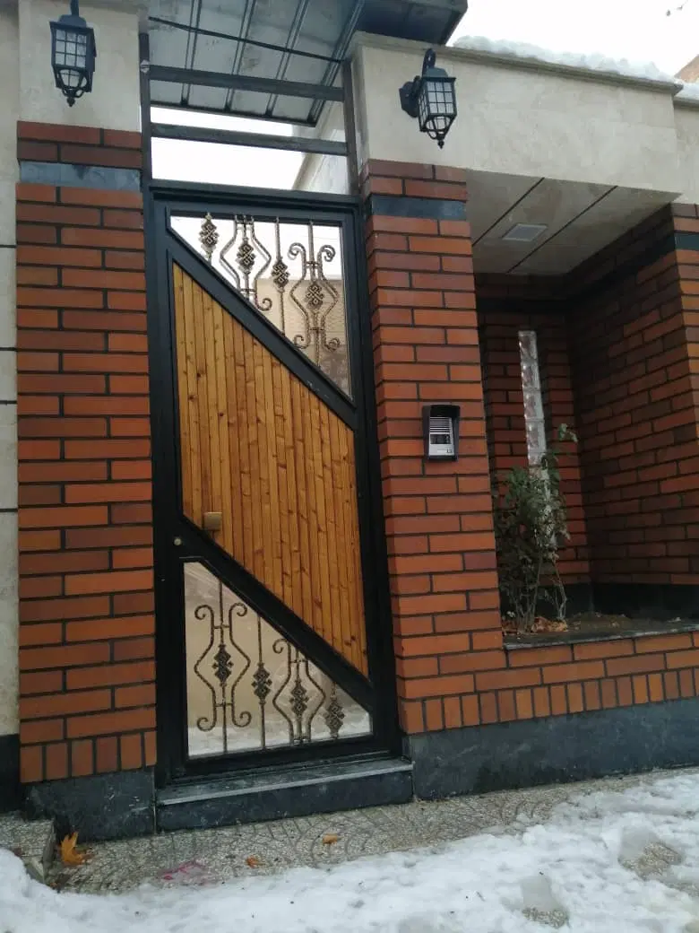 اجاره خیابان حسنی تجاری همکف