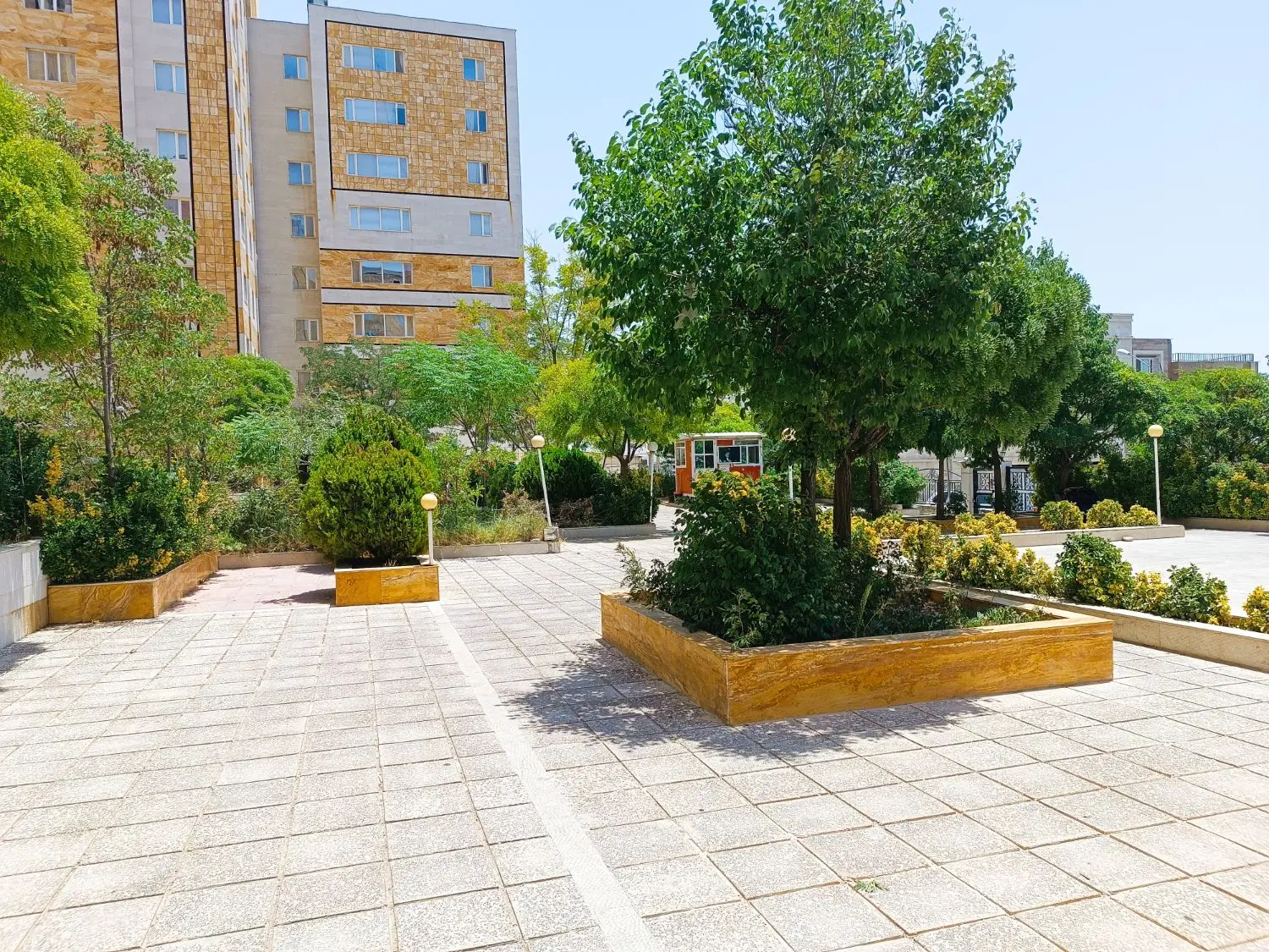 فروش آپارتمان ۲ خوابه البرز ۷
