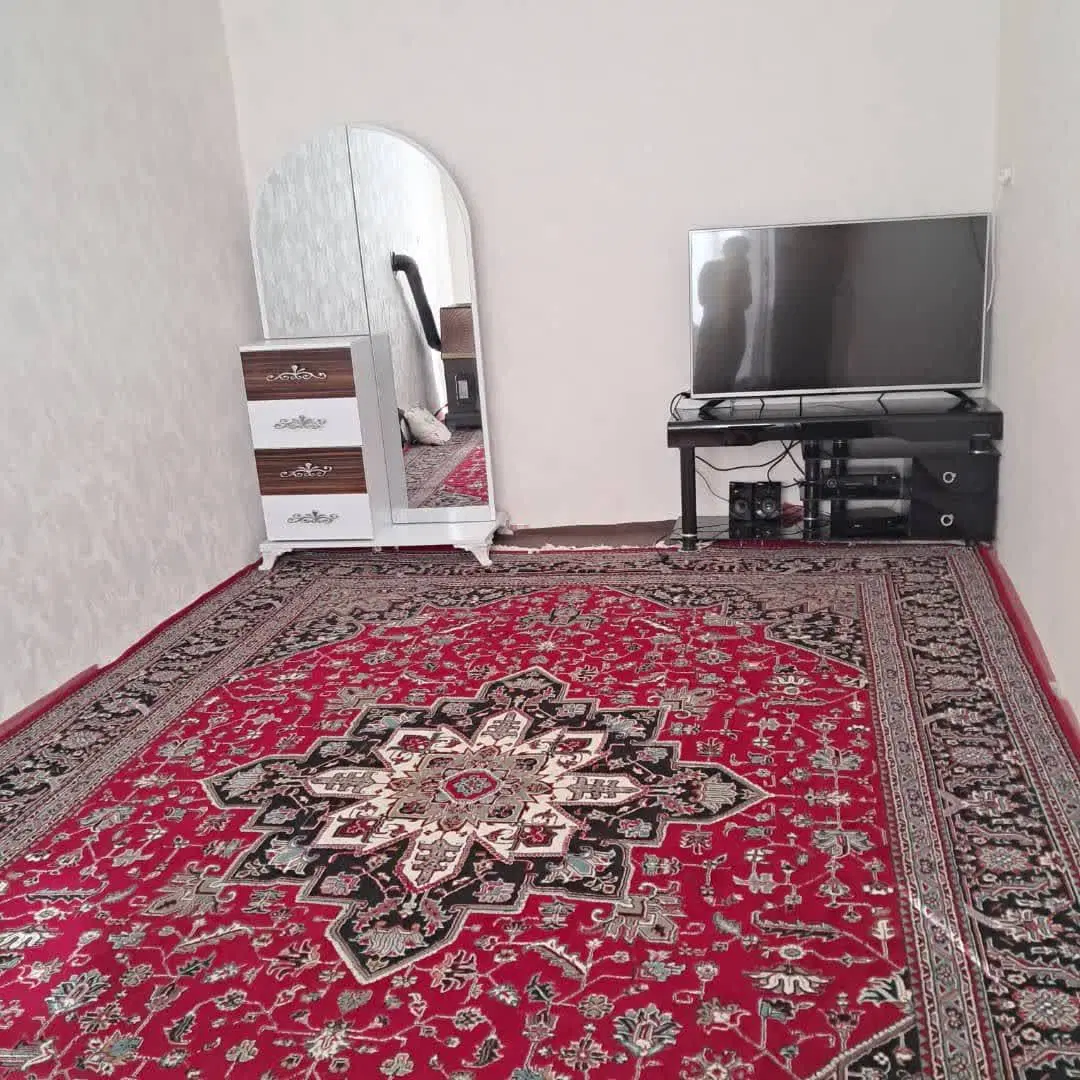 خونه 100متری