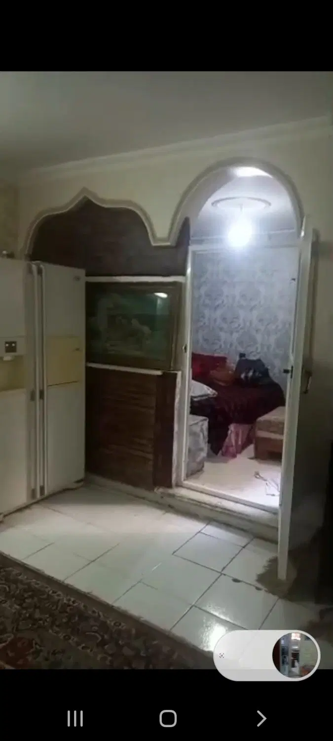 واحد زیر همکف ..حیاط دار