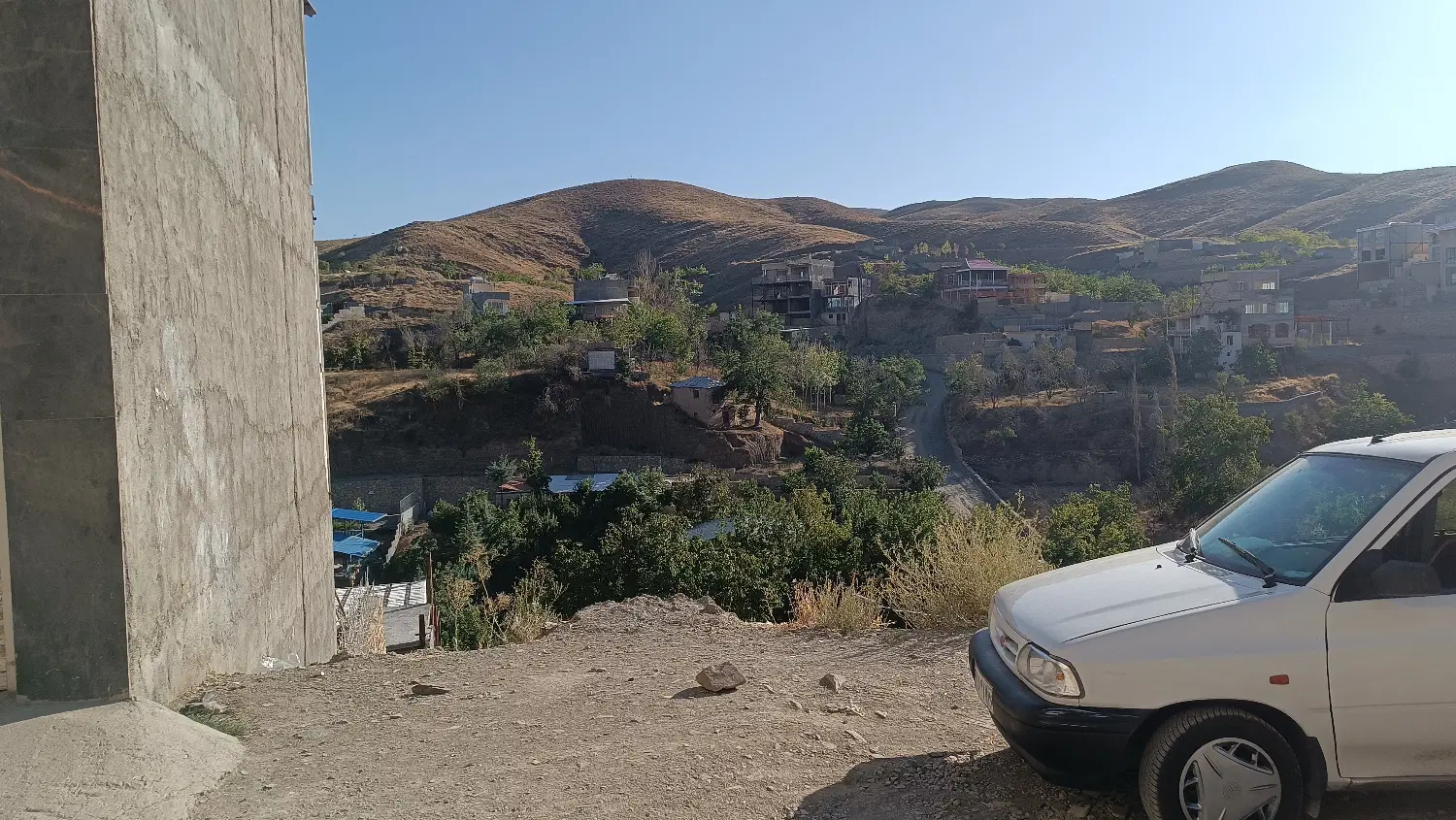 زمین فروشی ابرده