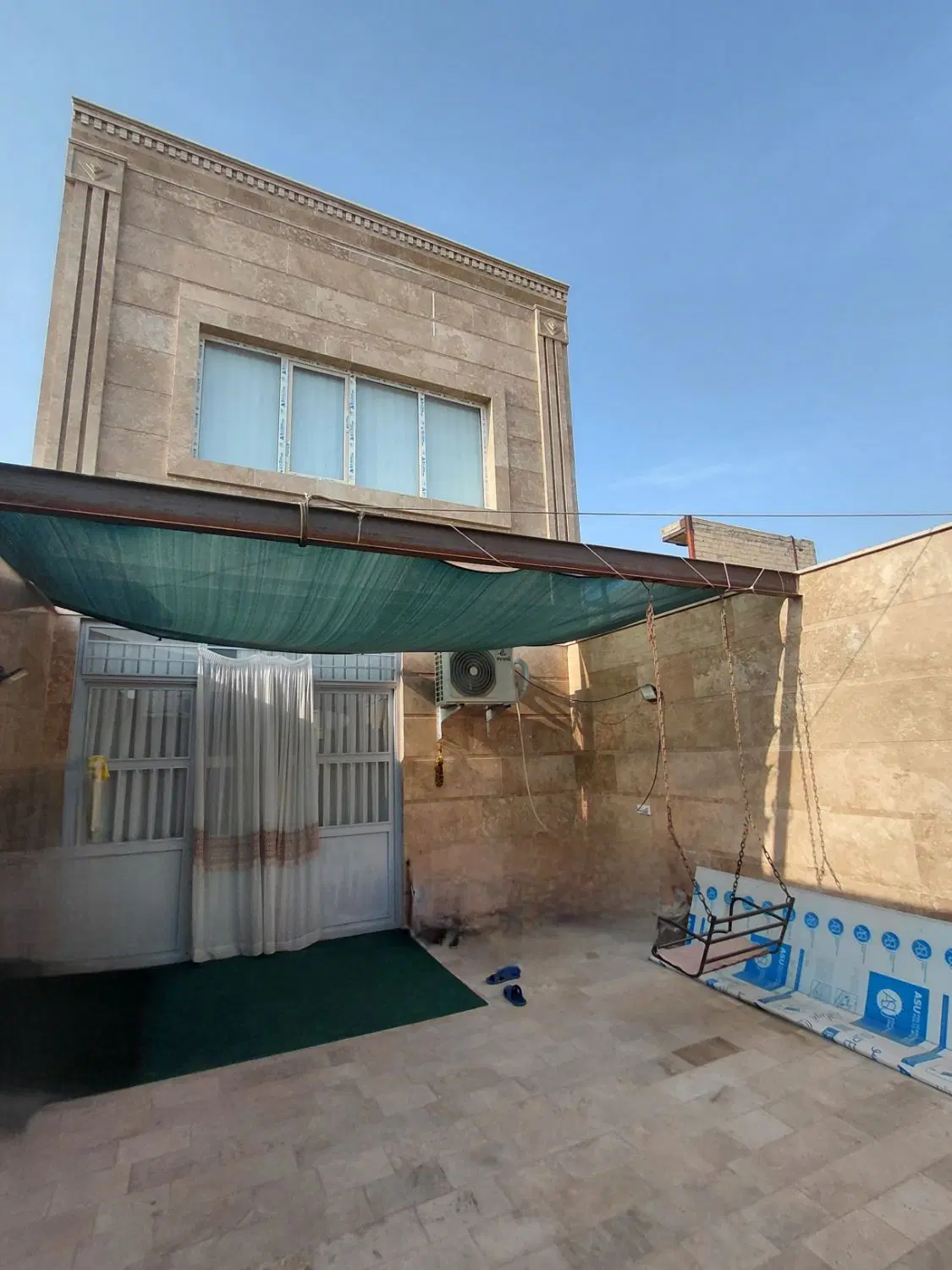 کارگاه ۱۲۰ متری